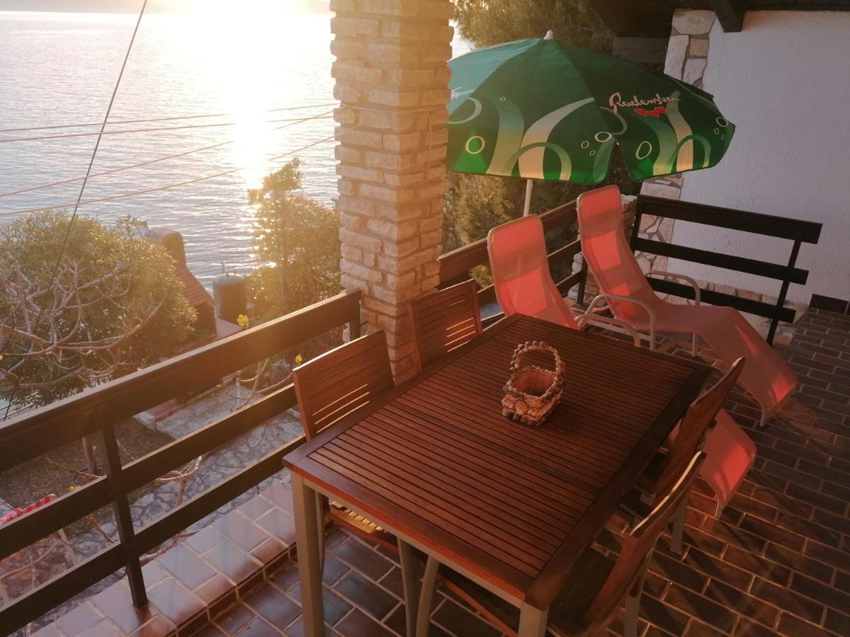 House First Row By The Sea Villa Bibinje Bagian luar foto