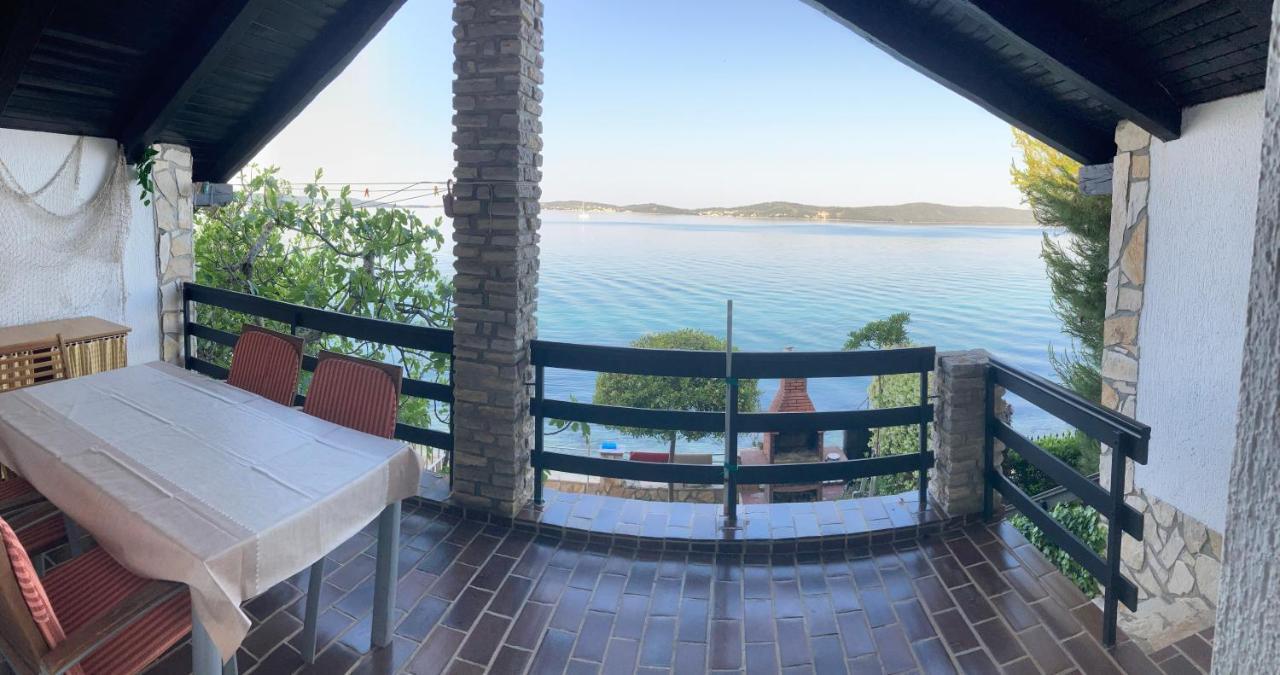 House First Row By The Sea Villa Bibinje Bagian luar foto