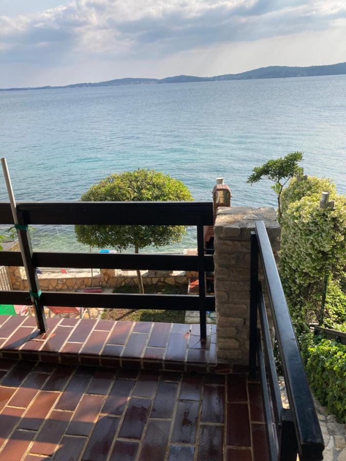 House First Row By The Sea Villa Bibinje Bagian luar foto
